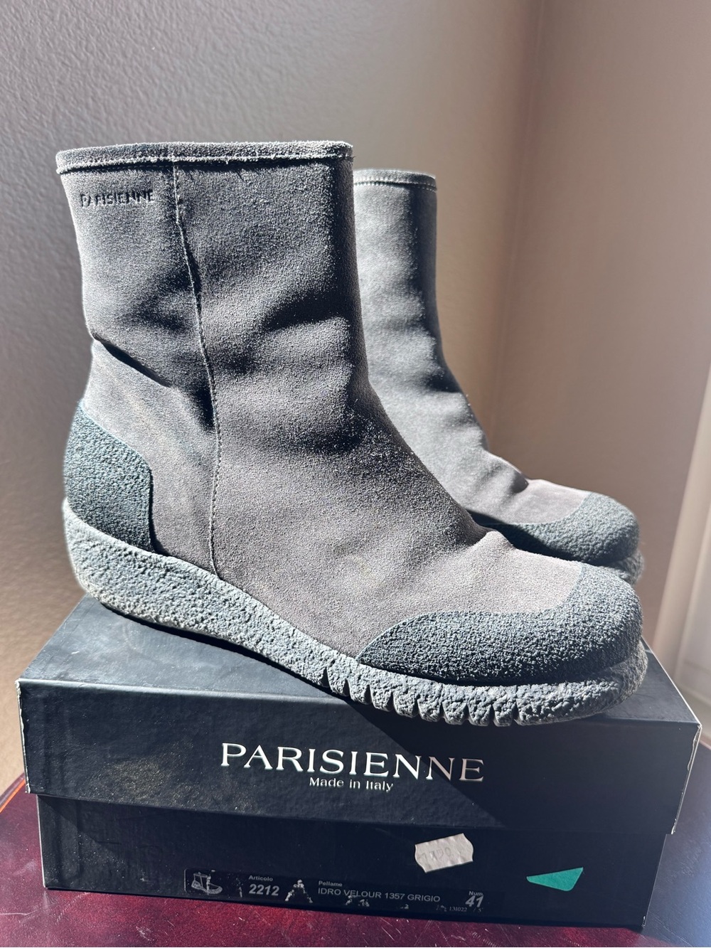 Parisienne Women's Gray water resistant suede Ankle Boots